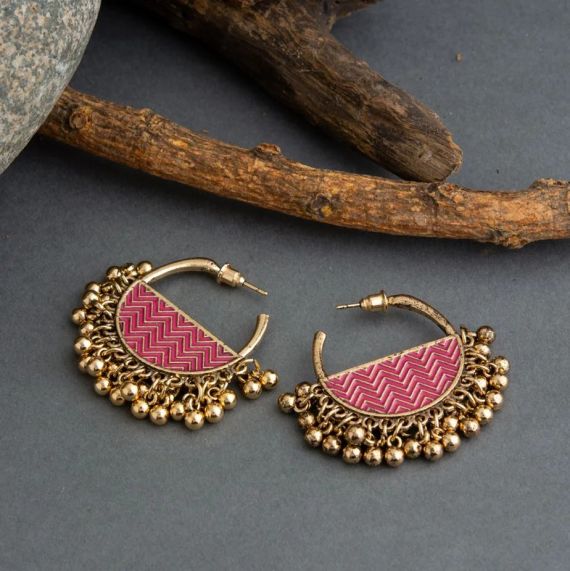 Gold Plated Semi Circle Shaped Enamel Artwork Design With Beads Fashion Antique Earring