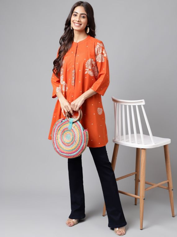 Bold printed tunic in tent shape